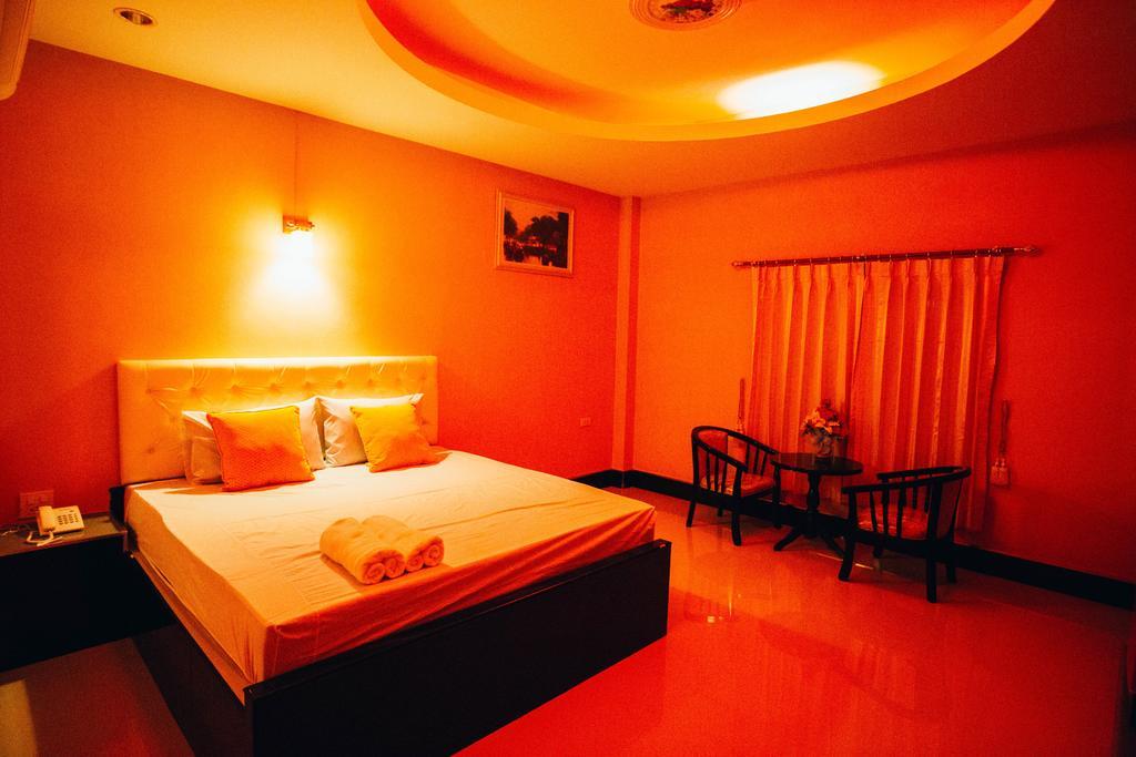 Windsor Resort Lop Buri Exterior foto