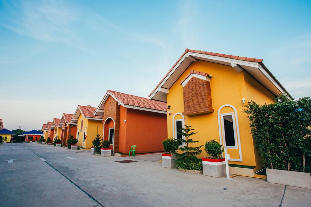 Windsor Resort Lop Buri Exterior foto