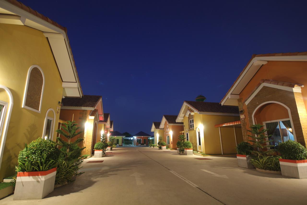 Windsor Resort Lop Buri Exterior foto