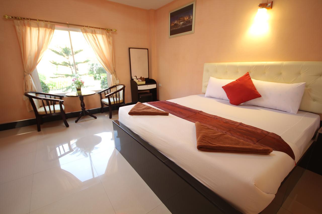 Windsor Resort Lop Buri Exterior foto