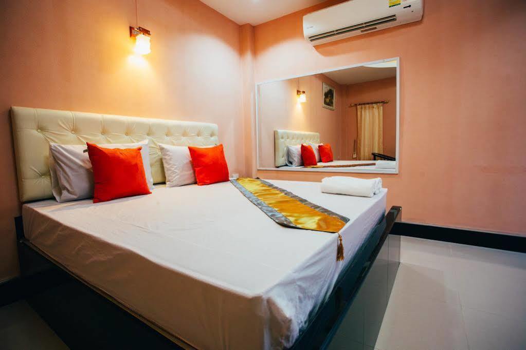 Windsor Resort Lop Buri Exterior foto